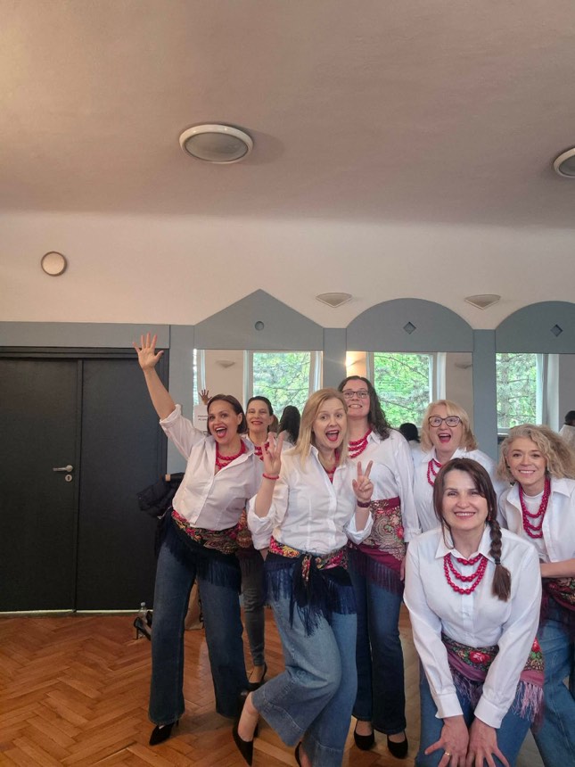 Za kulisami, na chwilę przed wyjściem na scenę